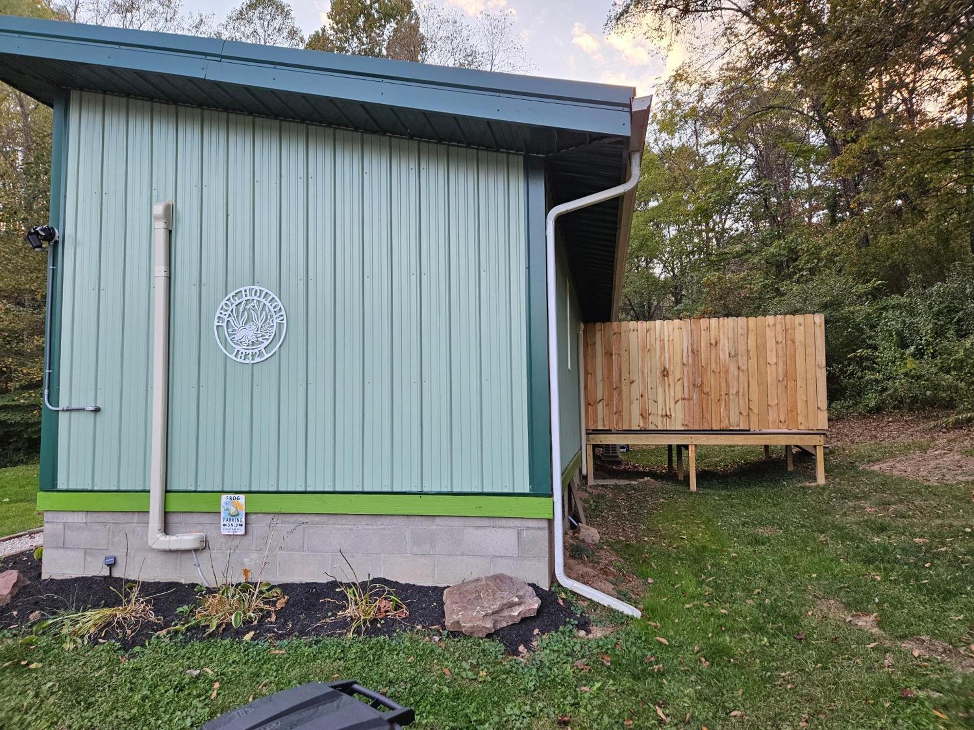 Frog Hollow At Hocking Vacations Logan Exteriör bild