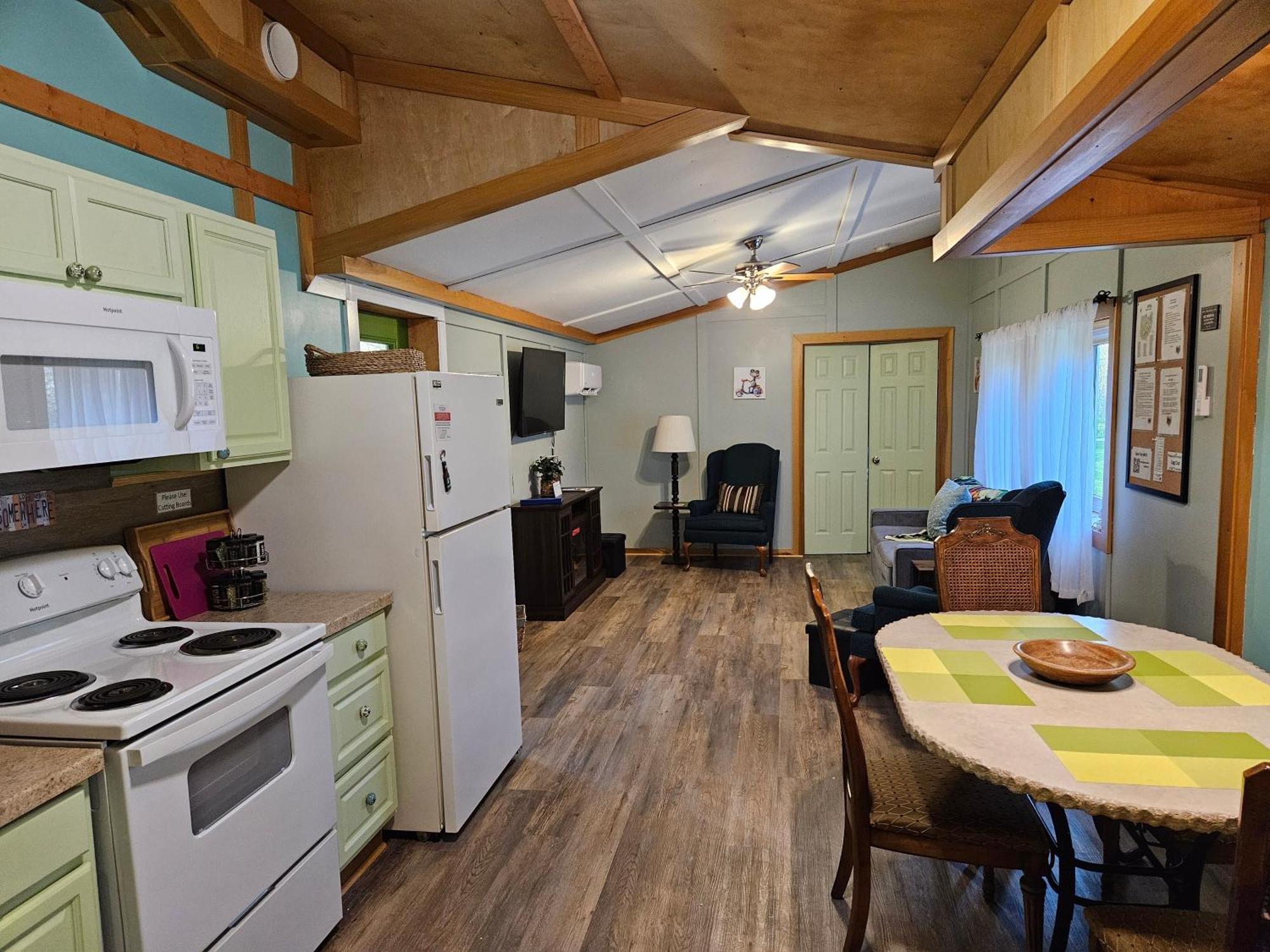 Frog Hollow At Hocking Vacations Logan Exteriör bild